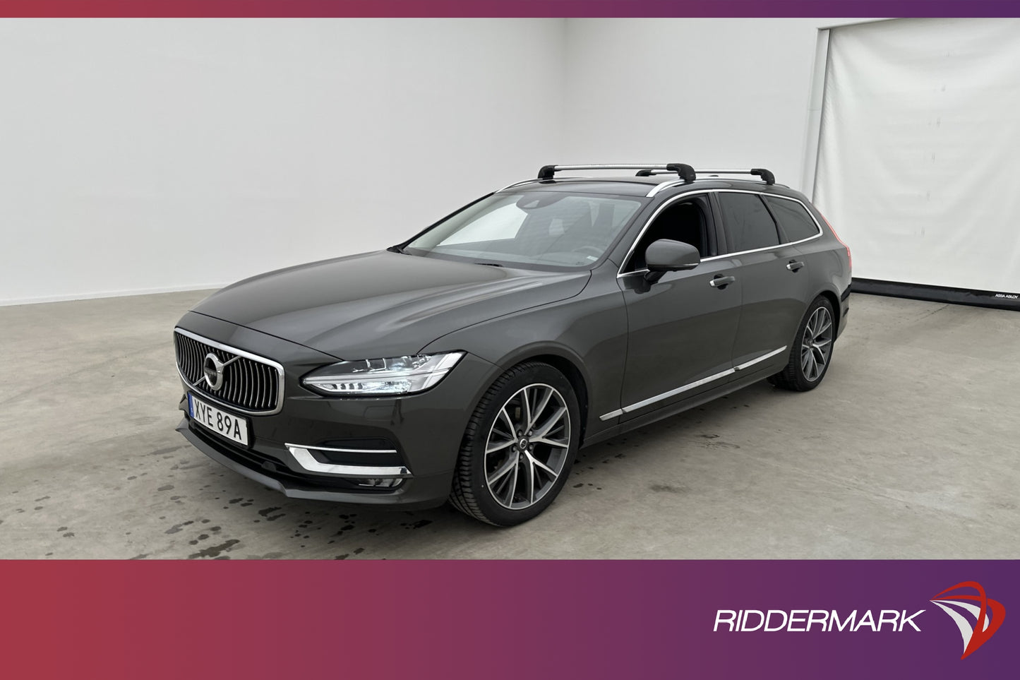 Volvo V90 D3 AWD Inscription VOC Värm H/K 360° Drag MOMS