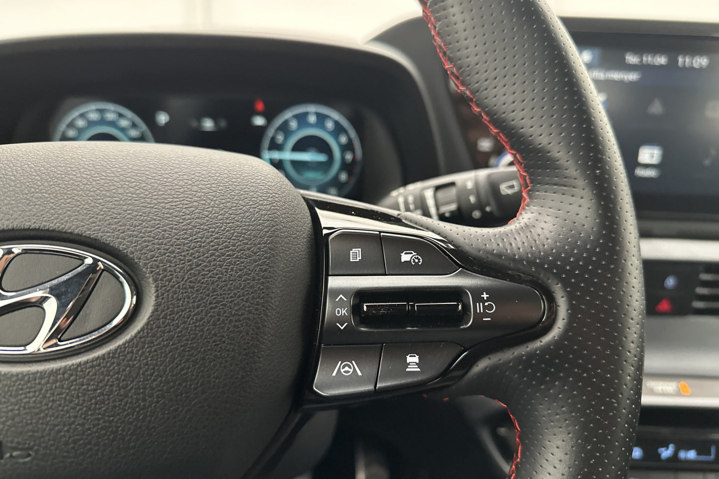 Hyundai i20 T-GDI 120hk N-Line Kamera CarPlay Cockpit Drag