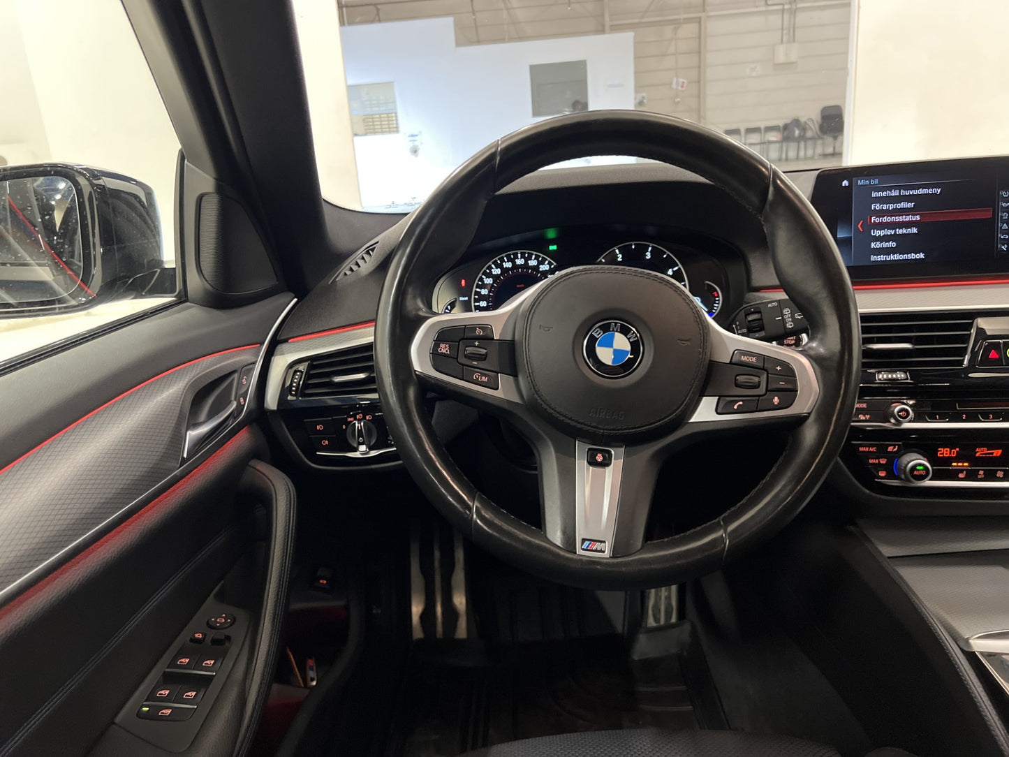 BMW 520d 190hk M-Sport Backkamera Rattvärme Navi Dragkrok