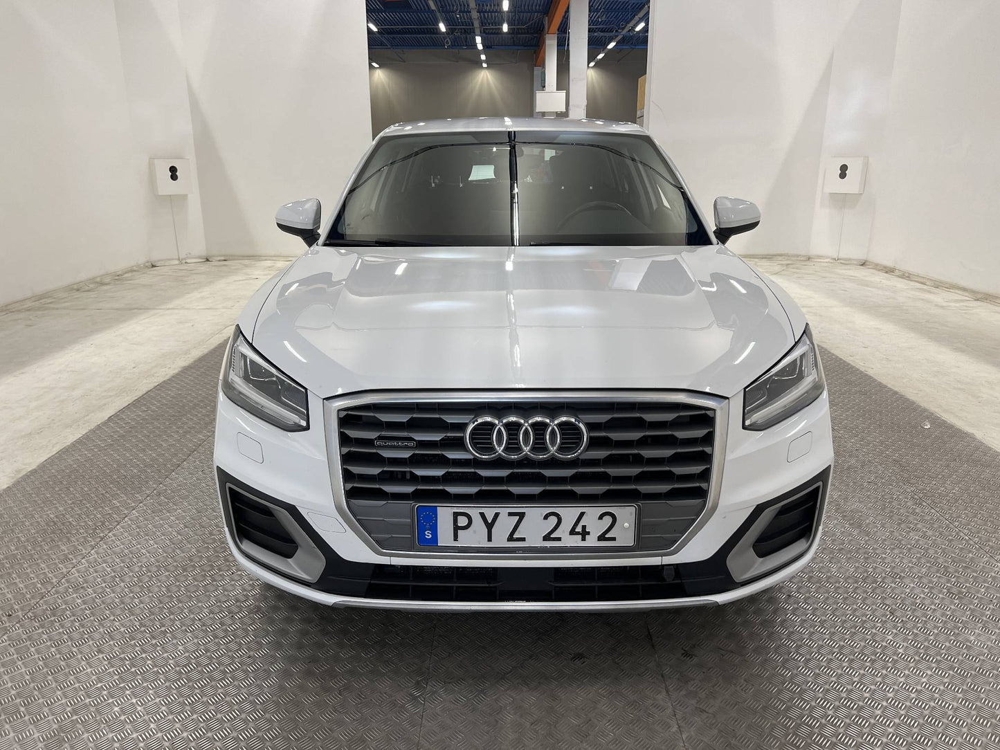 Audi Q2 2.0 TDI Q 150hk Drag Motorvärmare Carplay P-sensorer