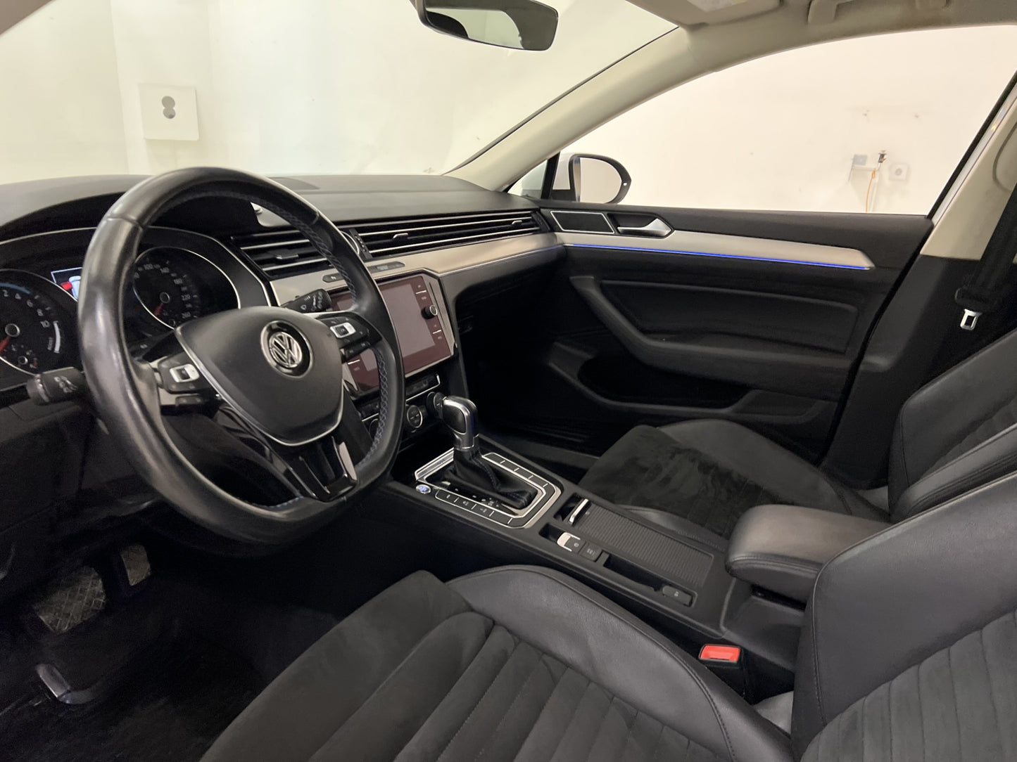 Volkswagen Passat GTE 218hk CarPlay ErgoComfort Skinn/Alcan