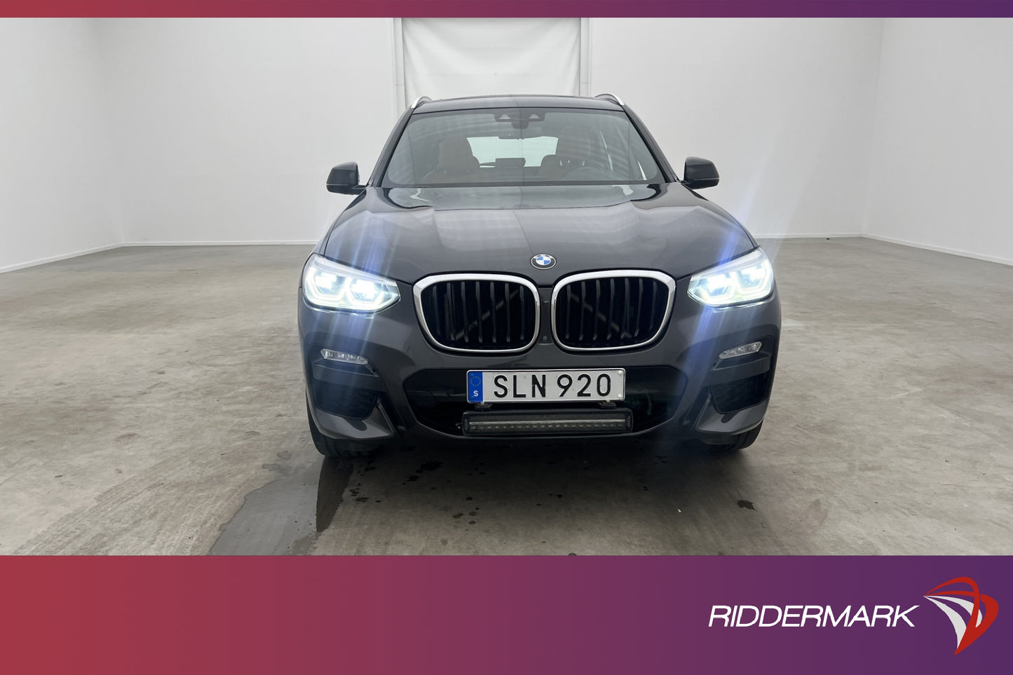 BMW X3 xDrive30d 265hk M Sport Pano H/K 360° Navi Skinn Drag