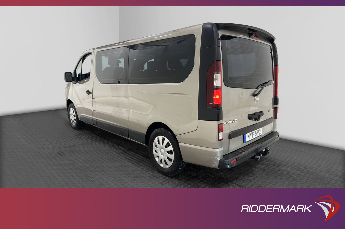 Opel Vivaro Kombi Lång 1.6CDTI Drag Nyservad B-Kamera 9-Sits