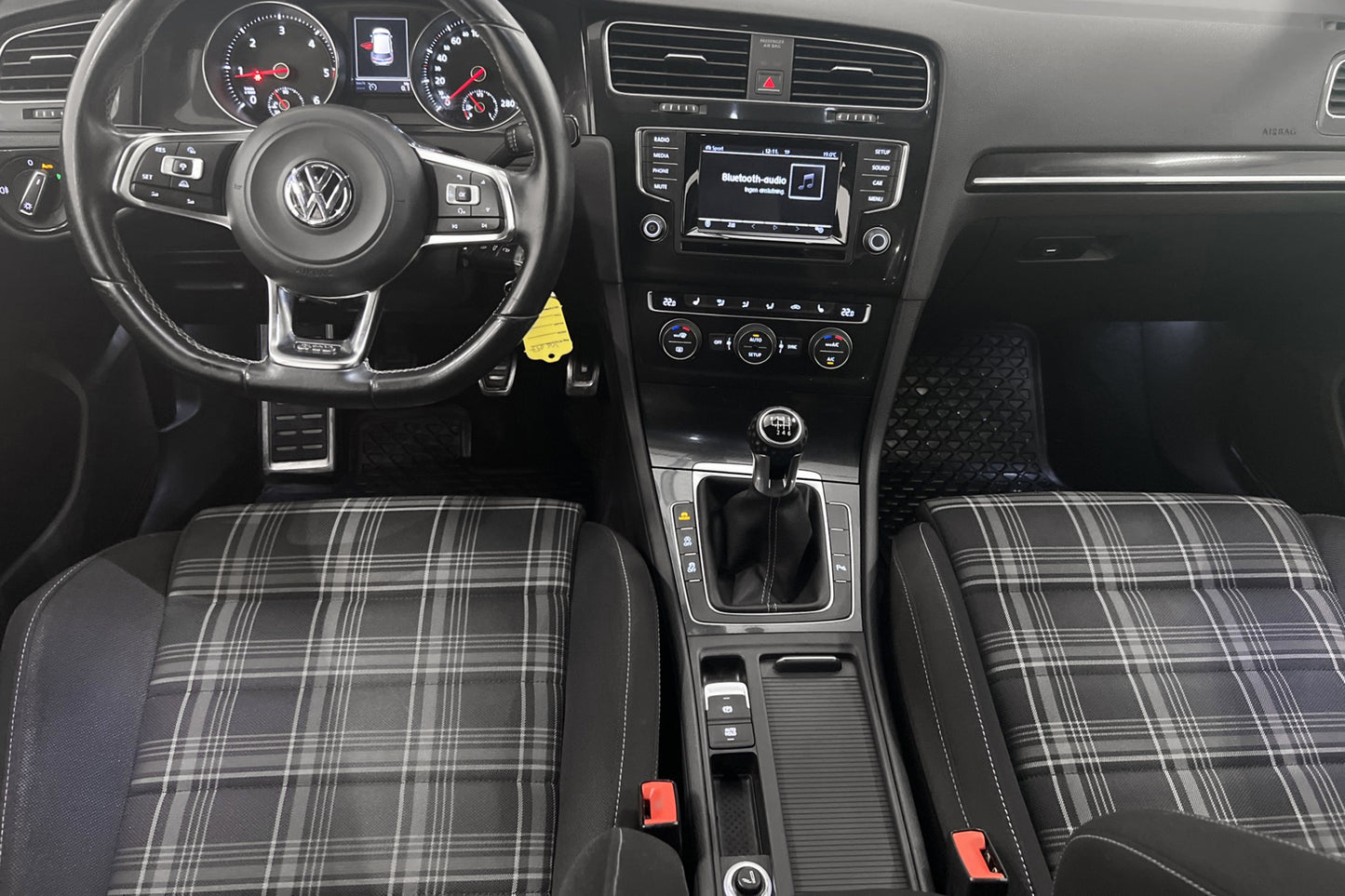 Volkswagen Golf  GTD 2.0 TDI 184hk Värmare P-sensor Adaptiv