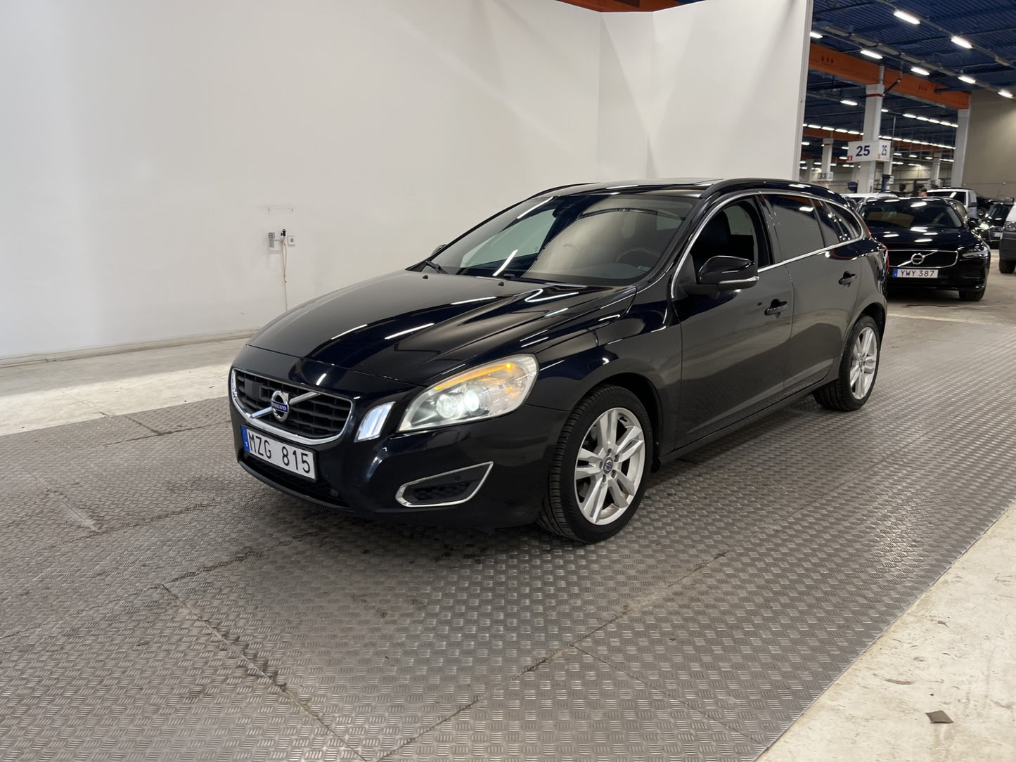 Volvo V60 D3 Momentum VOC Värmare Taklucka Drag Navi Välserv