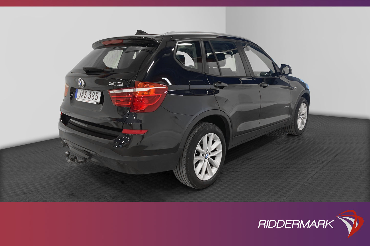 BMW X3 xDrive20d 190hk Pano H/K B-kamera Skinn D-värme Drag