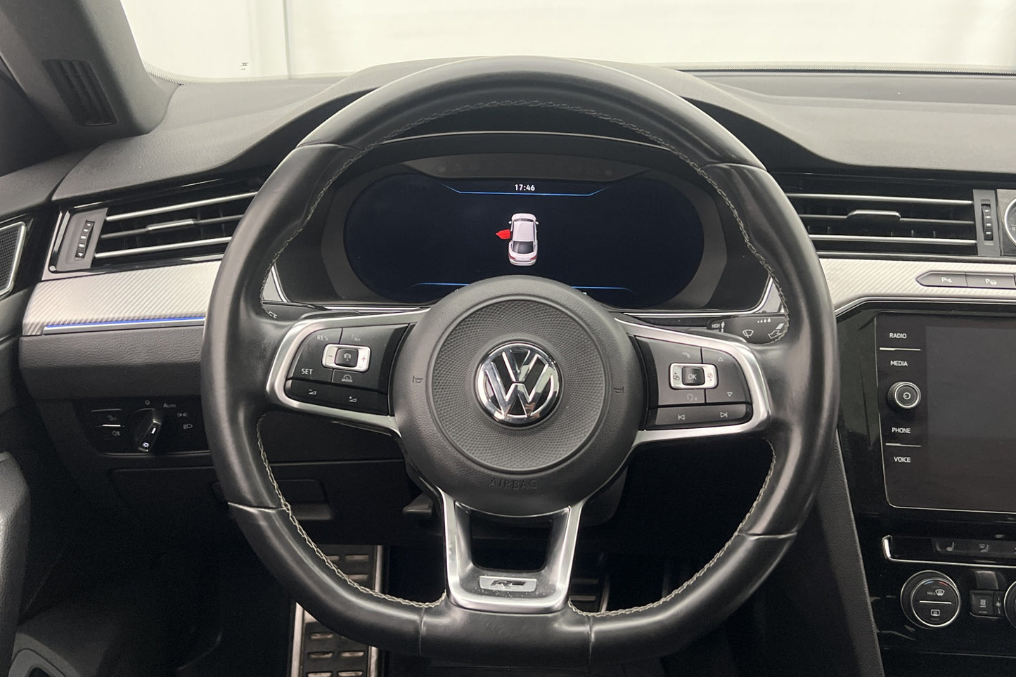 Volkswagen Arteon TDI 4M 190hk R-Line Cockpit Pano Navi Drag