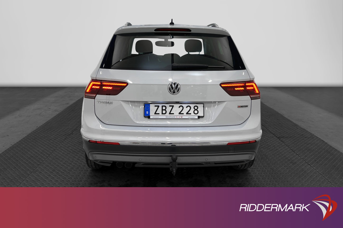 Volkswagen Tiguan 4M 190hk Executive Cockpit Läder 1-Ägare