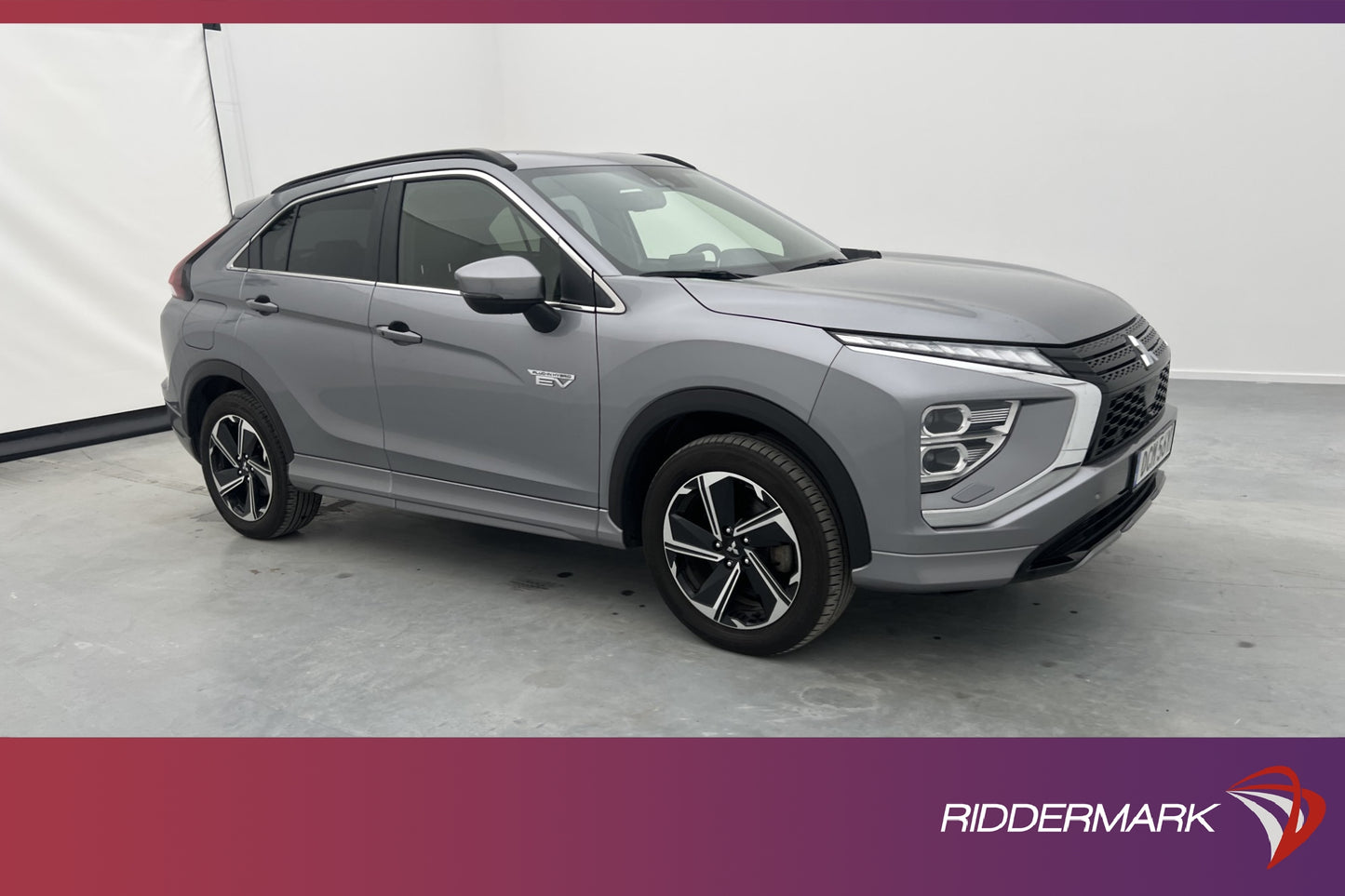 Mitsubishi Eclipse Cross PHEV Business Skinn Drag Bkamera