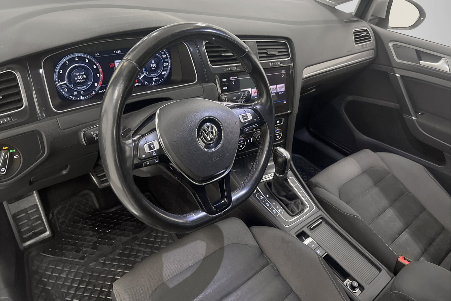 Volkswagen Golf Alltrack 1.8 4M 180hk Pano Dynaudio Cockpit