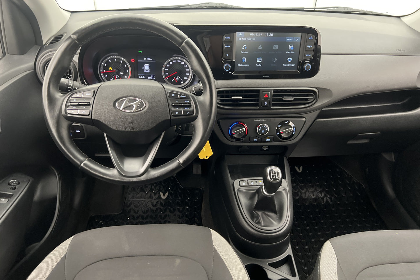 Hyundai i10 1.0 MPi 67hk Essential CarPlay Rattvärme Välserv