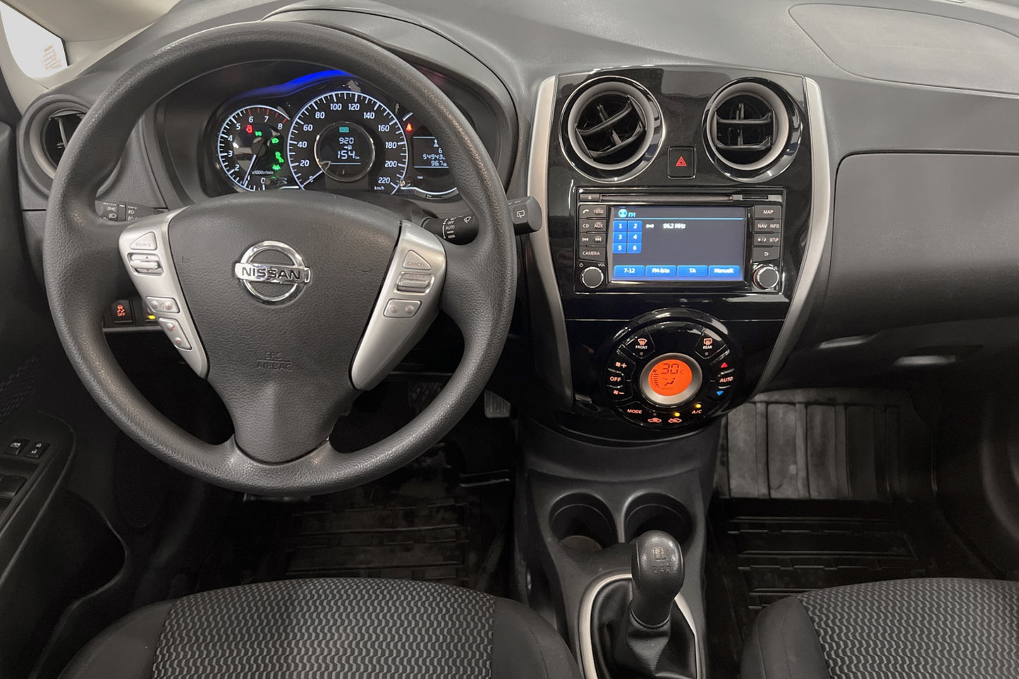 Nissan Note 1.2 80hk N-Connecta Panorama Navi 360° Välservad