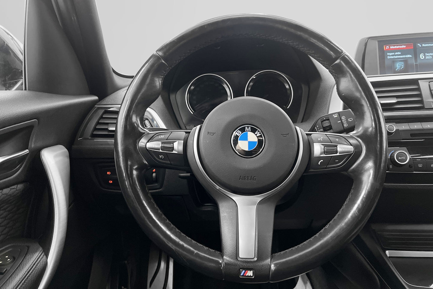 BMW 118 i 136hk M-Sport HiFi Rattvärme Sensorer Välservad