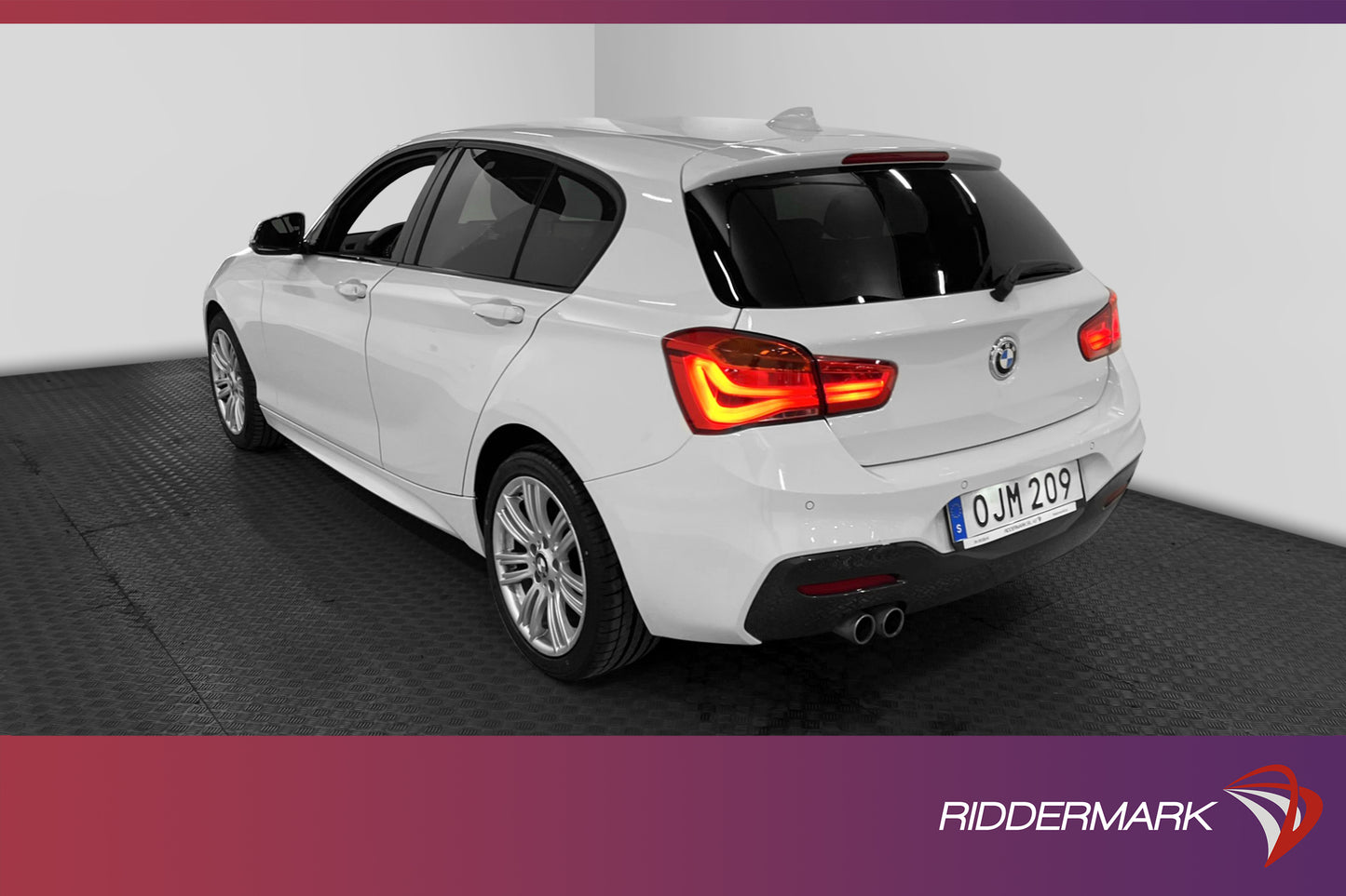 BMW 120 d xDrive 190hk M Sport Pano PDC Rattvärme Välservad