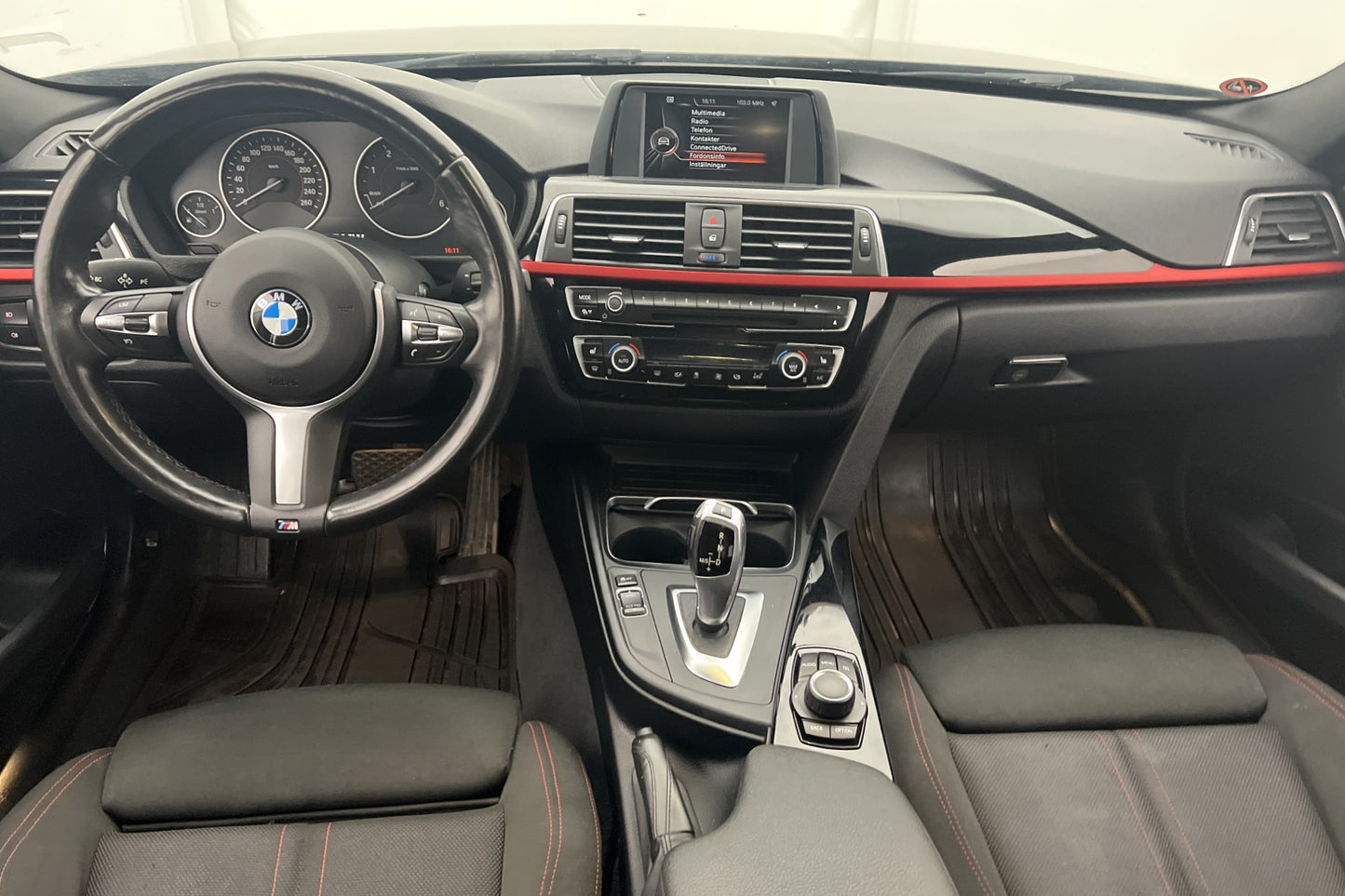 BMW 320 d 190hk Sportline HiFi M-ratt Rattvärme Sensorer