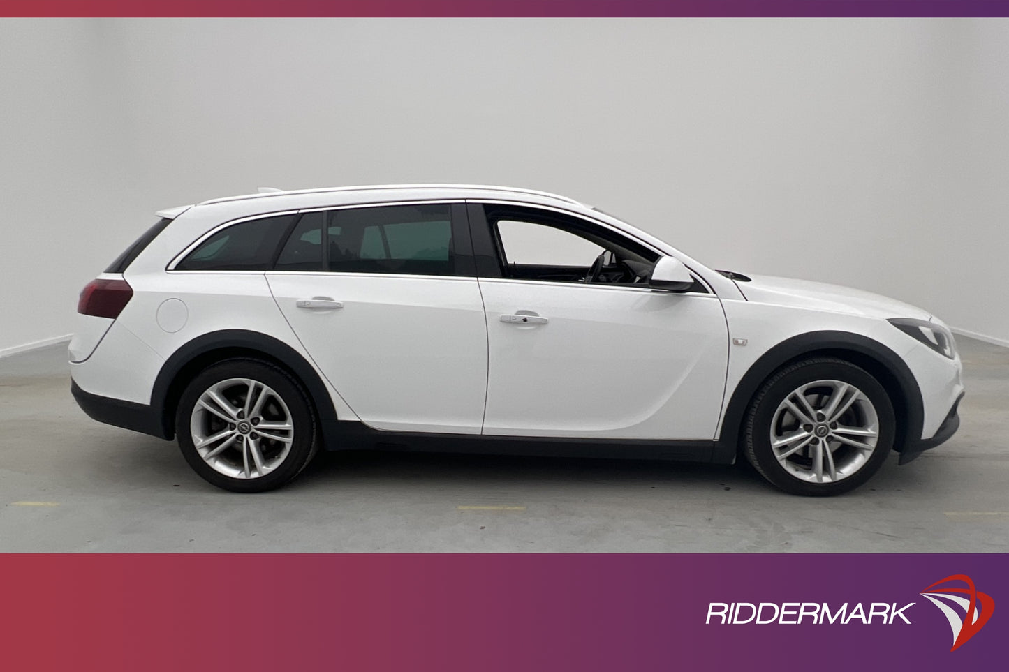 Opel Insignia Country Tourer 4x4 170hk Värm Navi Kamera Drag