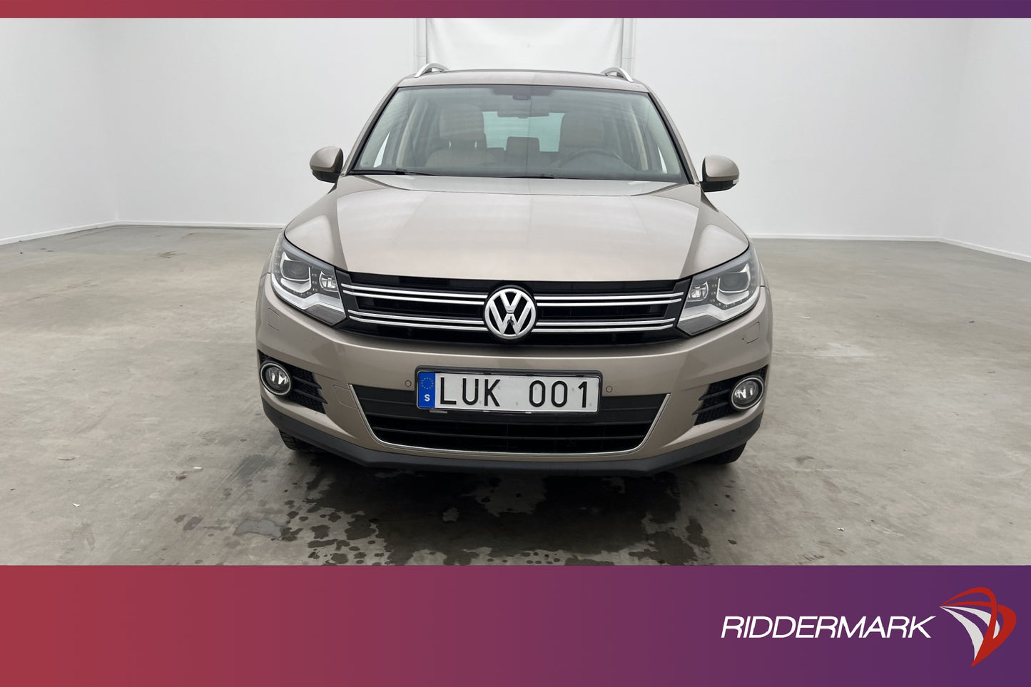 Volkswagen Tiguan TSI 4M 180hk Premium Pano Skinn Navi Drag