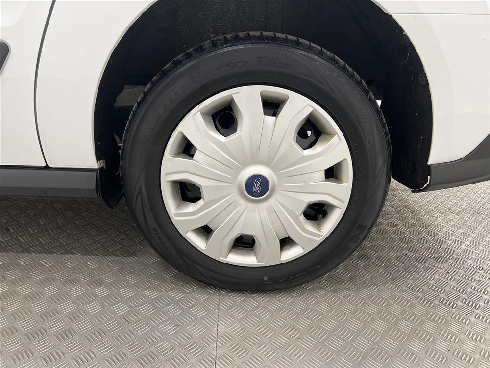 Ford Transit Connect LWB 1.5TDCi Automat Värmare Drag Moms