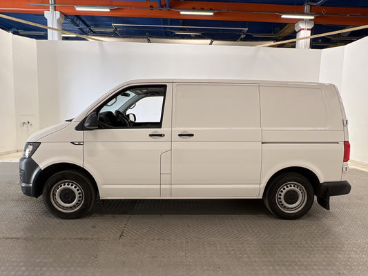 Volkswagen Transporter 2.0 Värmare Dragkrok V-inredd Moms