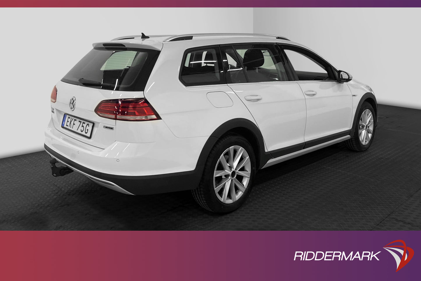 Volkswagen Golf Alltrack 4M Premium Värmare Bkamera Drag