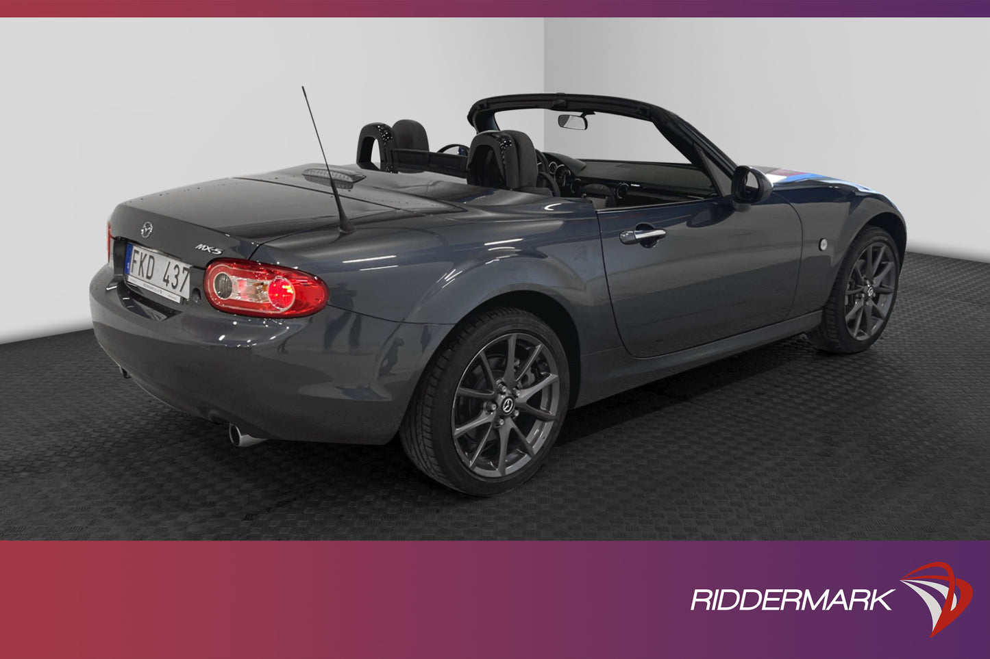 Mazda MX-5 Roadster Coupe 1.8 126hk Navigator Helskinn