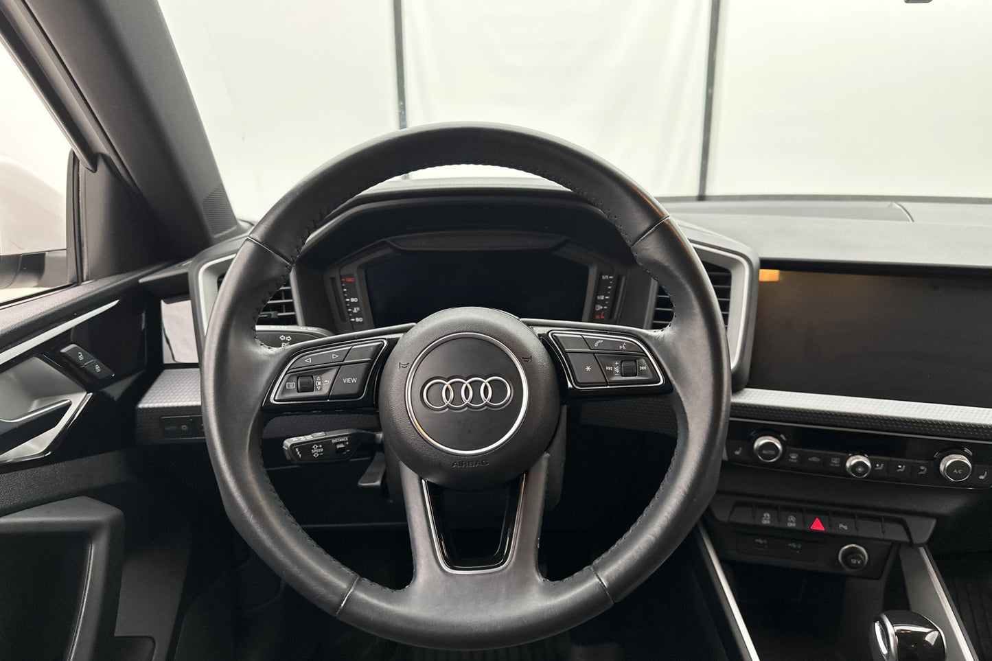 Audi A1 Sportback 35 TFSI 150hk Proline Cockpit P-Sensorer