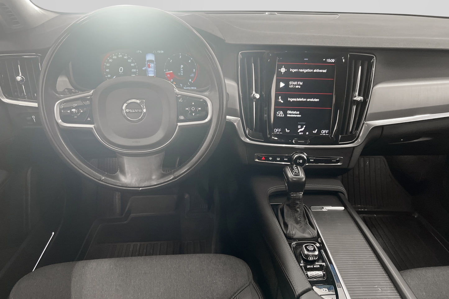 Volvo V90 Momentum, Advanced Edition