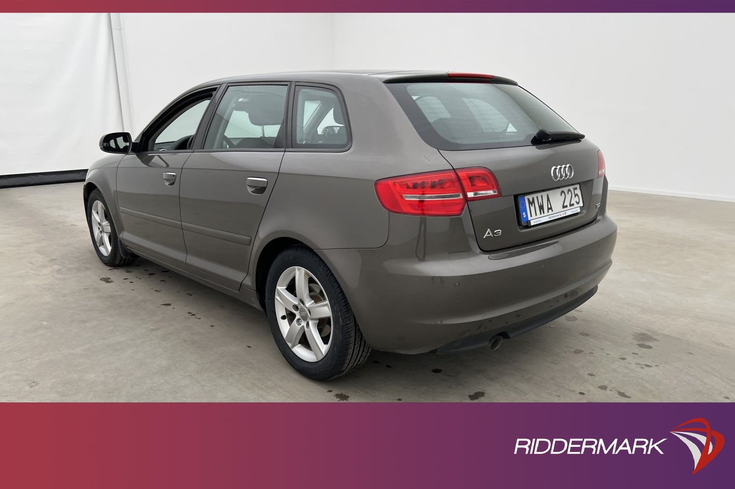 Audi A3 1.6 TDI S Tronic 105hk P-sensorer Farth 0,39l/Mil