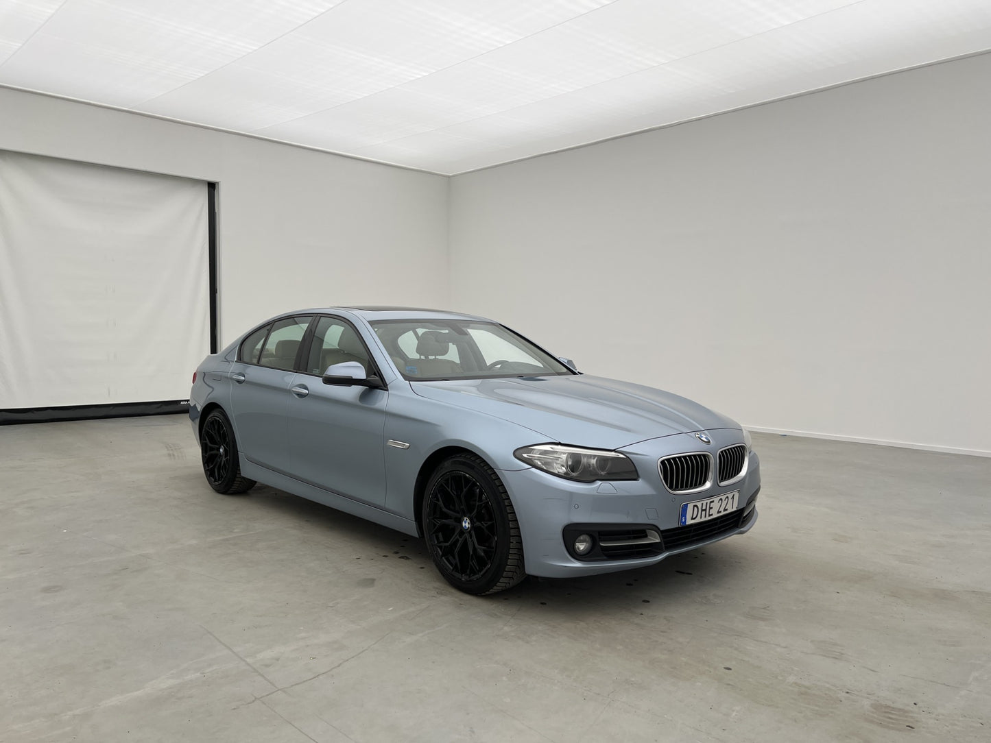 BMW 530 d xDrive Sedan 258hk Pano HUD Navi Skinn Sensorer