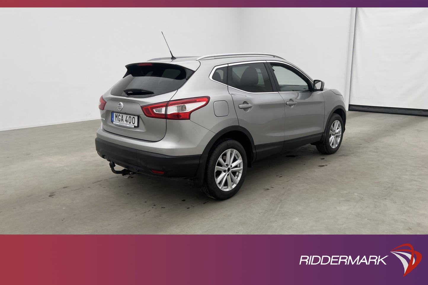 Nissan Qashqai 1.2 DIG-T 115hk Tekna 360° kamera Navi Drag