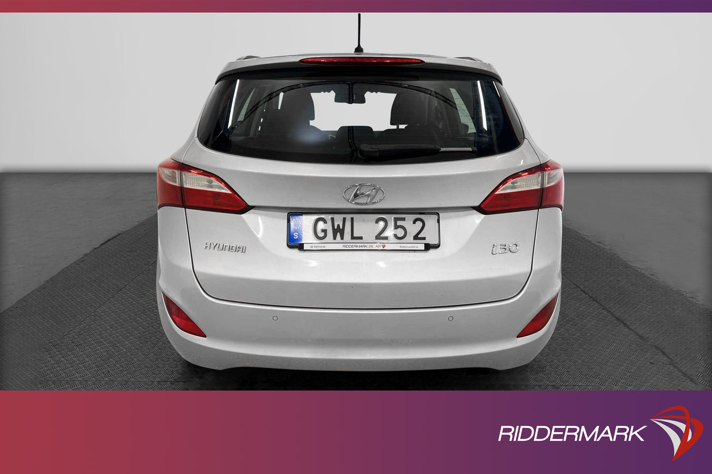 Hyundai i30 Kombi 1.6 CRDi Farthållare Nyservad 0.42L/Mil