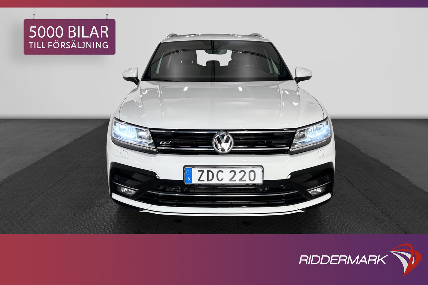 Volkswagen Tiguan 4M 190hk R-Line Cockpit D-värm B-kamera