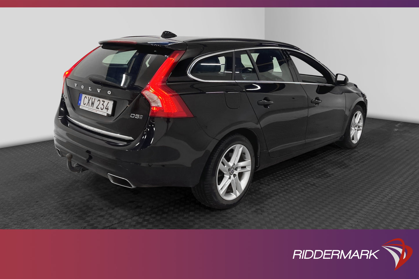 Volvo V60 D5 Plug-in AWD 231hk Momentum PSensorer Drag