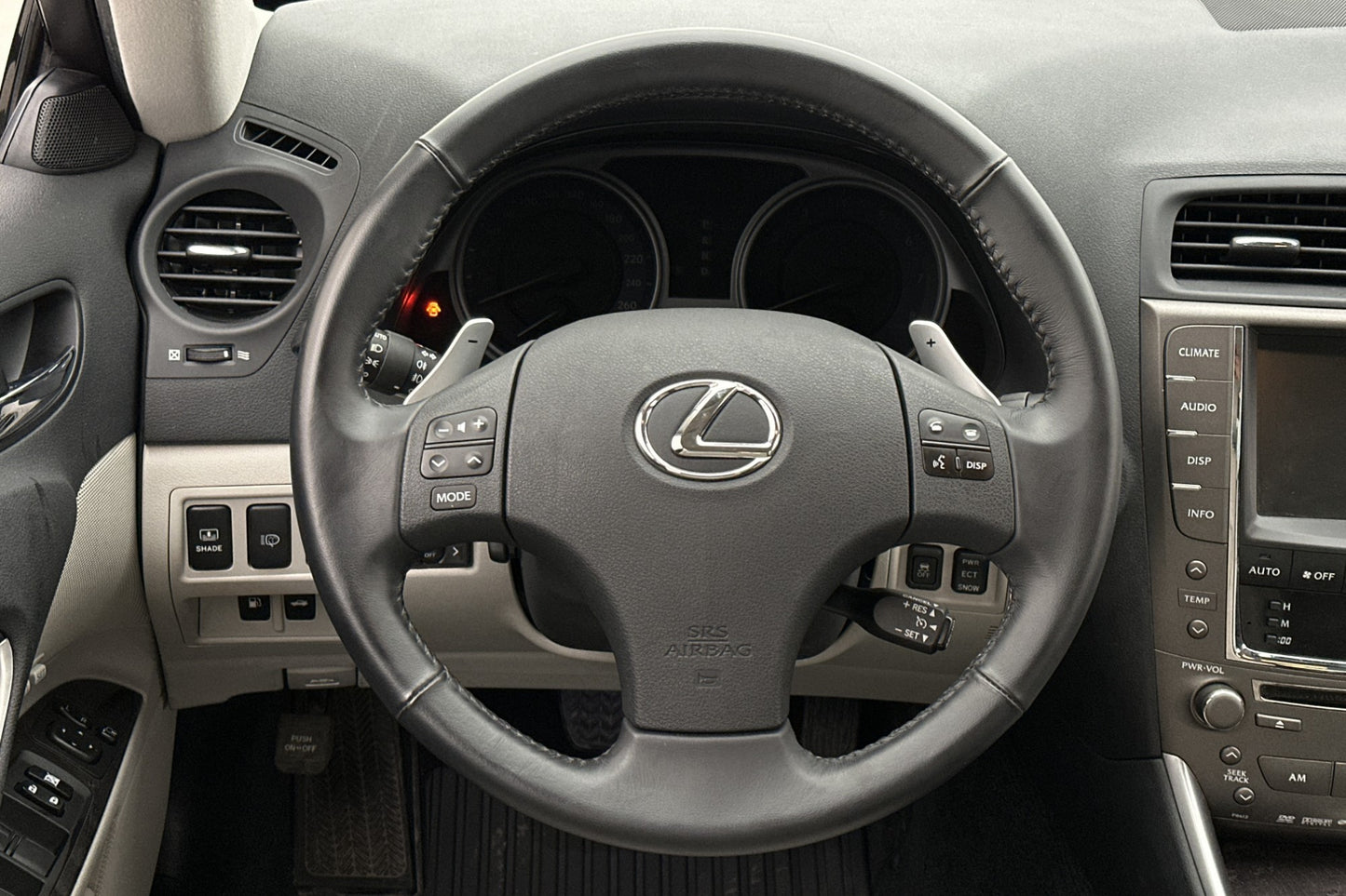 Lexus IS 250 2.5 V6 Executive B-kamera Navi Skinn 208hk