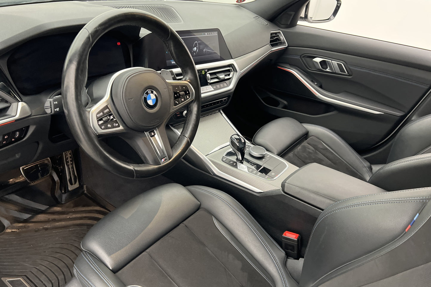 BMW 330e xDrive Touring 292hk M Sport Kamera Dragkrok