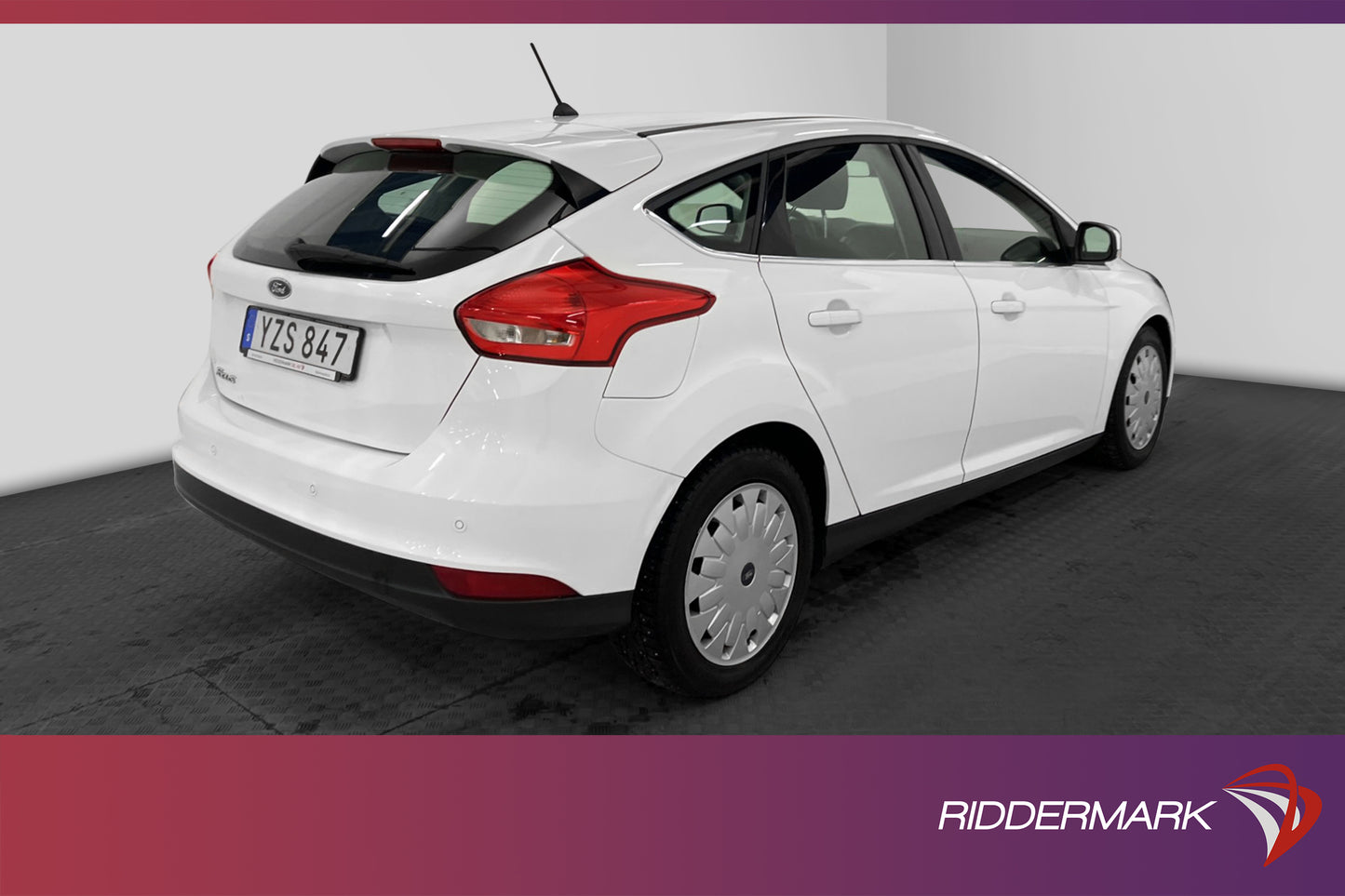 Ford Focus TDCi 105hk Titanium Värmare Navi Sensorer Välserv