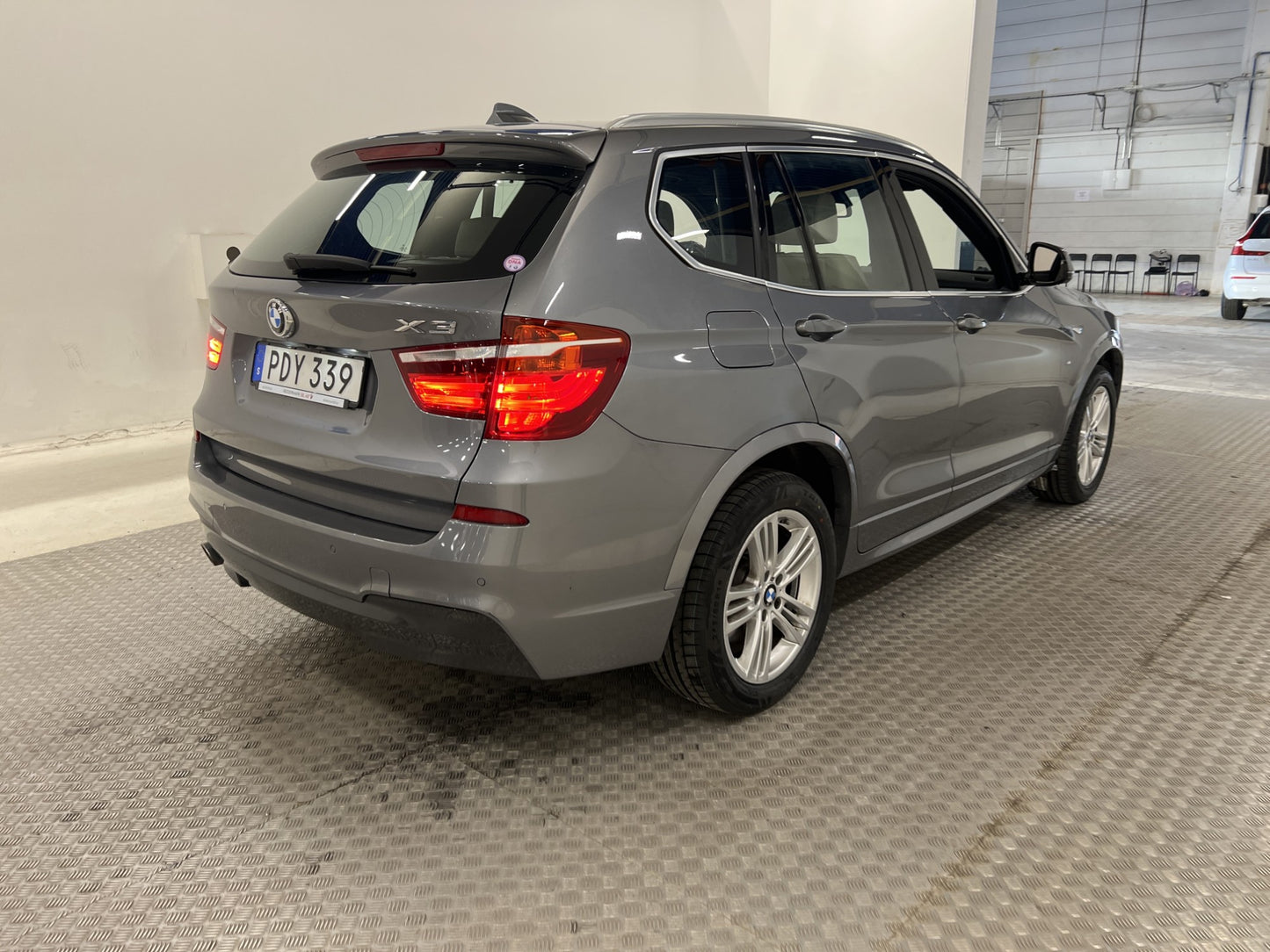 BMW X3 xDrive20d 190hk M Sport H/K Skinn Navi B-kamera