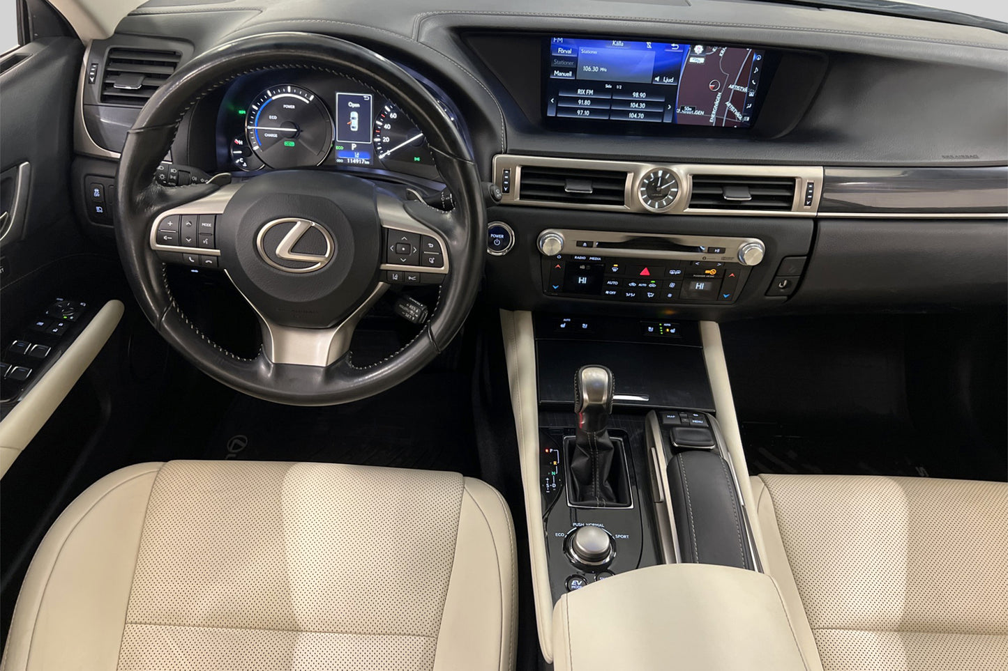 Lexus GS 300h 223hk Kamera Rattvärme Skinn Navi Välservad