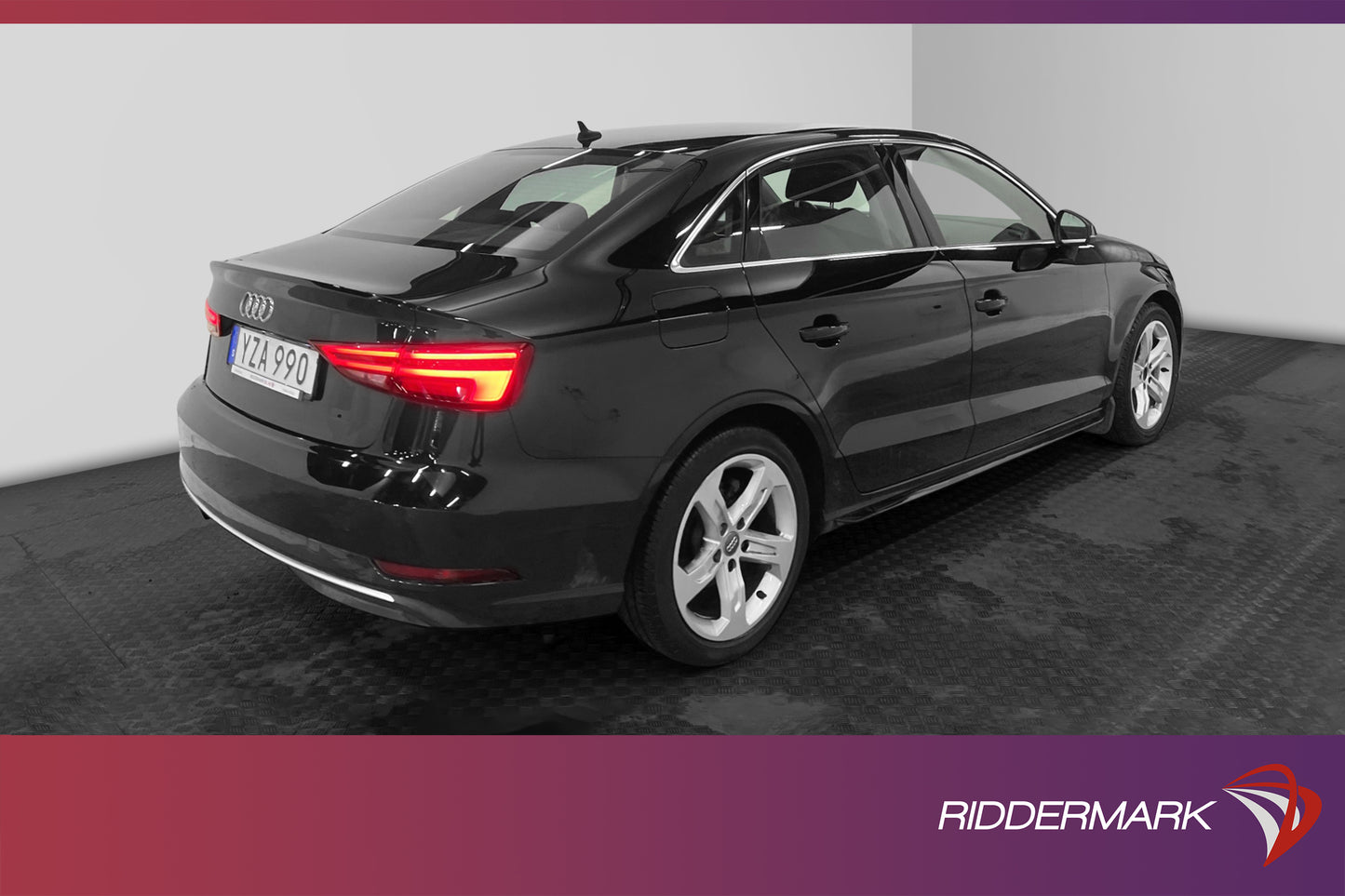 Audi A3 Sedan 1.0 TFSI Proline Cockpit Navi PDC 116hk