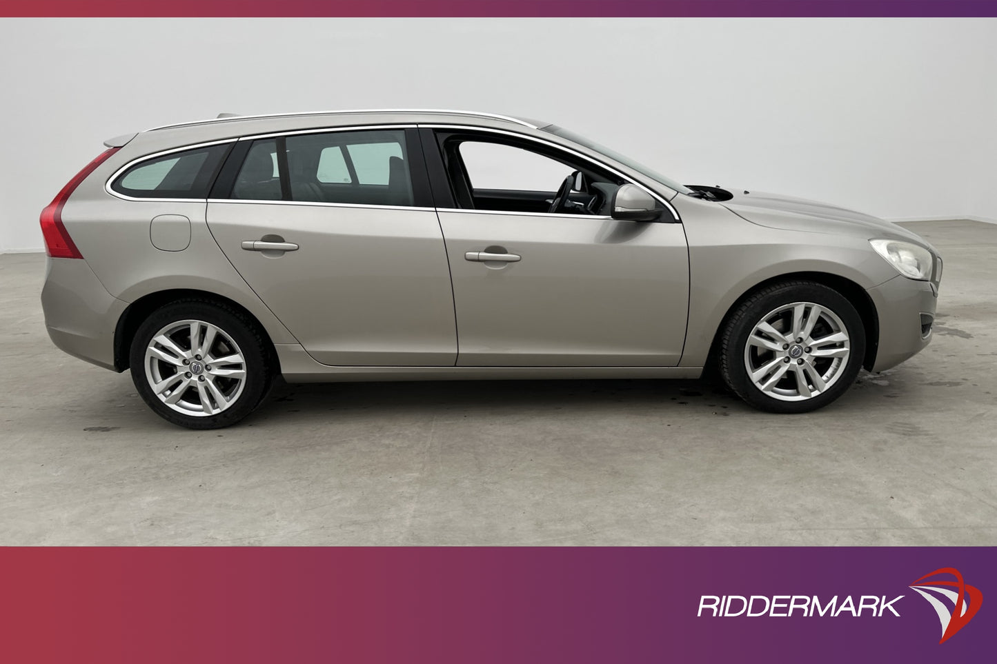 Volvo V60 D3 163hk Summum Skinn P-Sensorer 1-Brukare