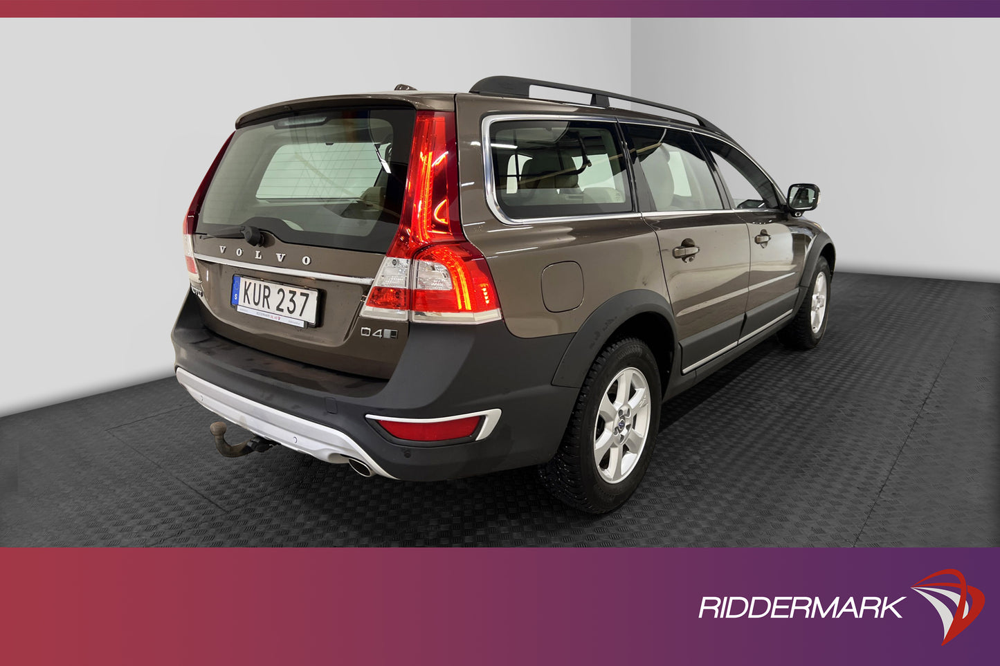 Volvo XC70 D4 AWD Momentum Classic VOC T-lucka Värmare Drag