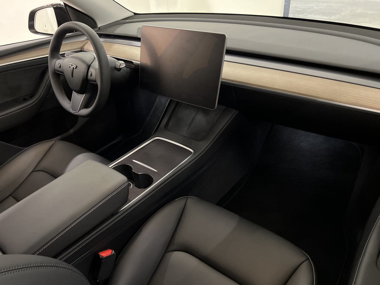 Tesla Model Y Standard Range 299hk Svenskåld Autopilot