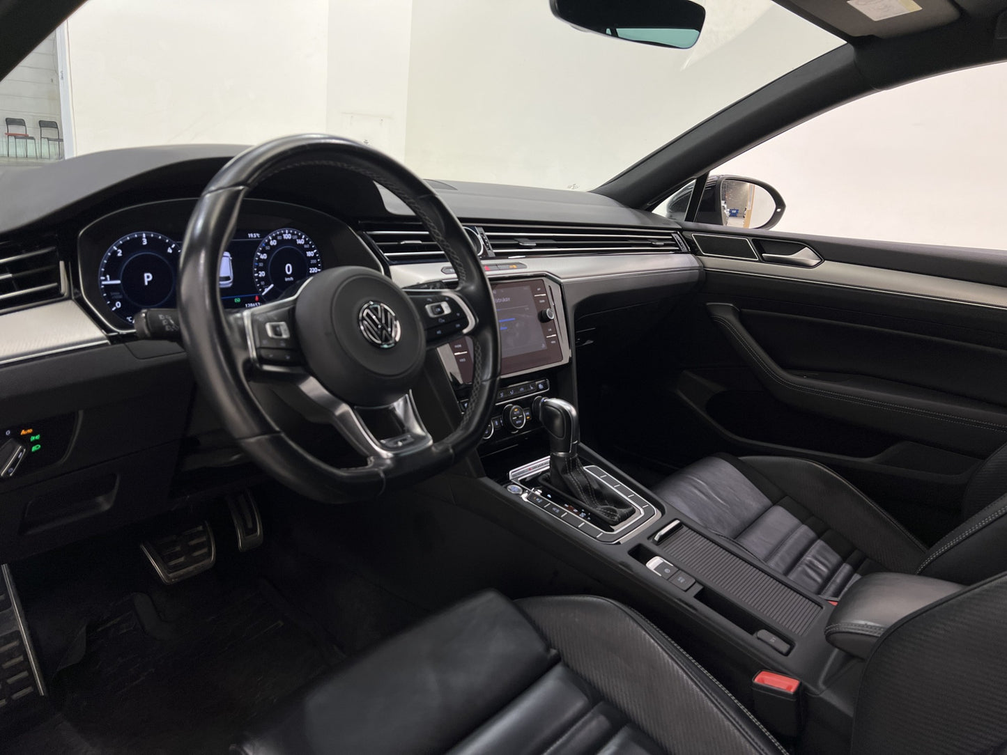 Volkswagen Passat 2.0 TDI 4M 240hk Full R-line Cockpit B-kam