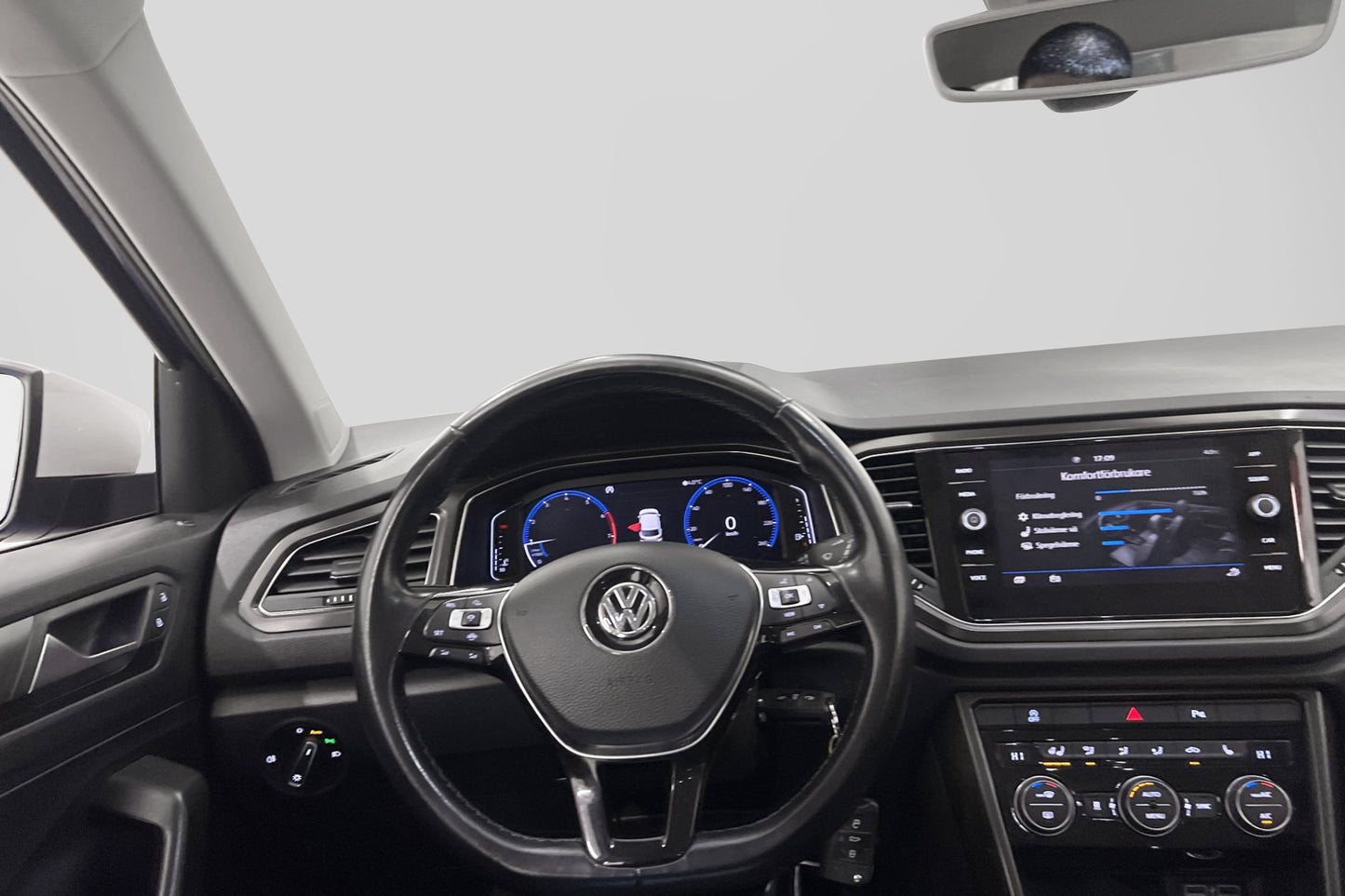 Volkswagen T-Roc 1.0 TSI 115hk Värmare B-kamera Cockpit PDC