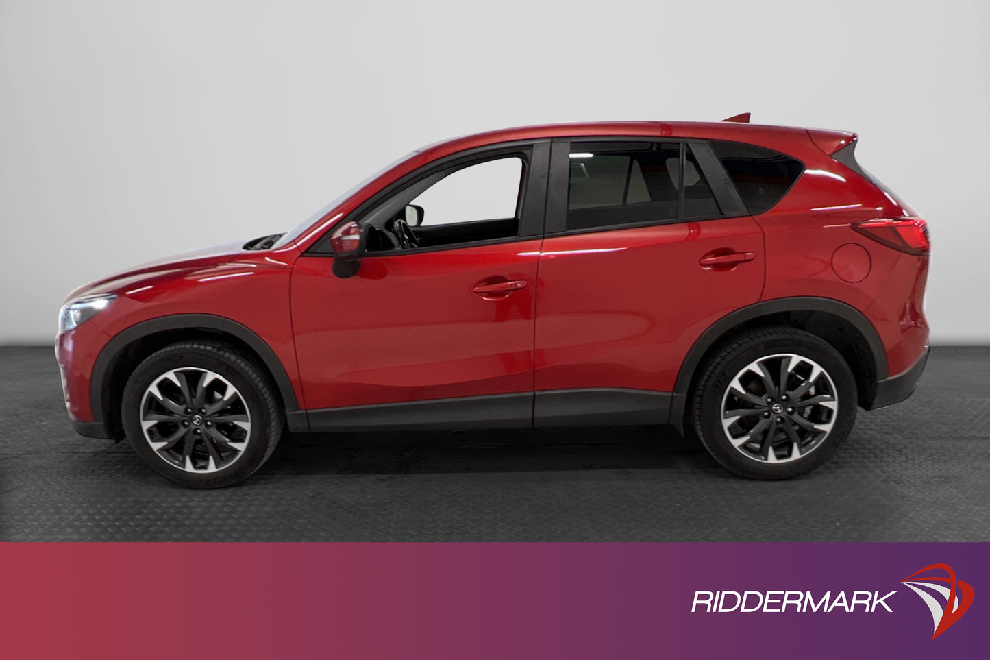 Mazda CX-5 2.5 SKYACTIVE AWD 192hk Optimum BOSE Drag Värmare