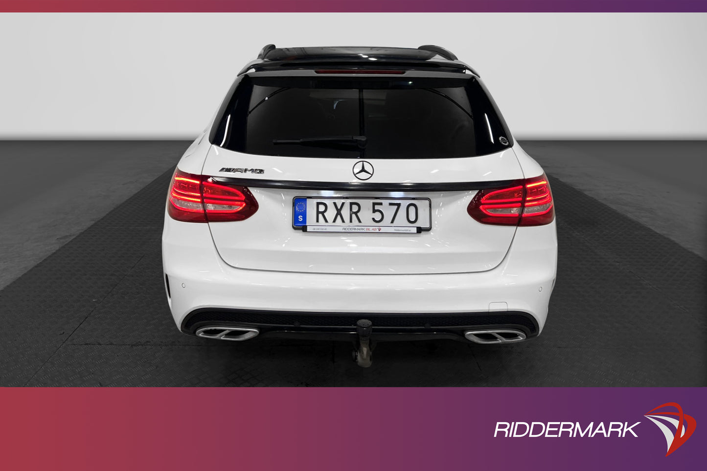 Mercedes-Benz C 220 T d 9G AMG Pano Värm Burmester Kamera