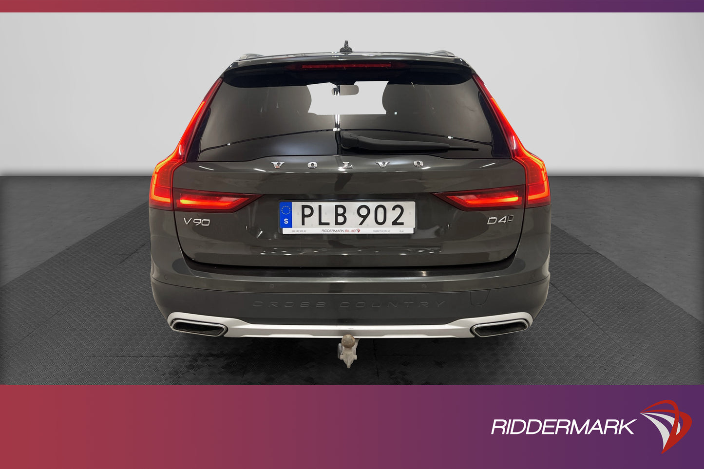 Volvo V90 Cross Country D4 AWD Inscription Pro Pano B-kam