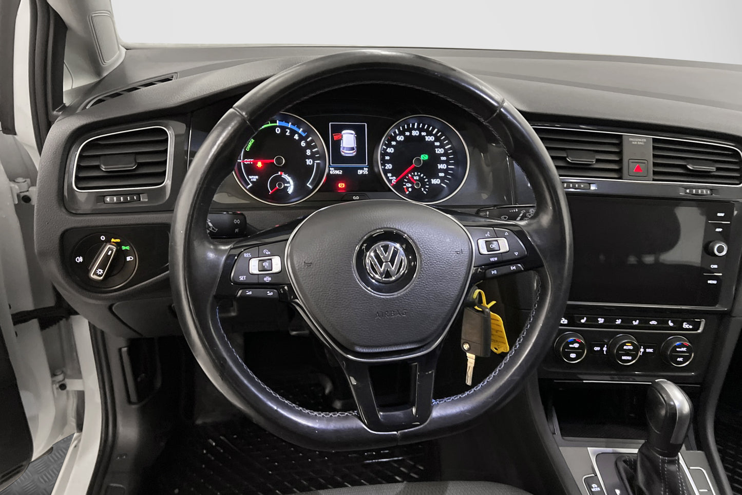 Volkswagen e-Golf 35.8 kWh P-sensorer CarPlay Adaptiv 136hk