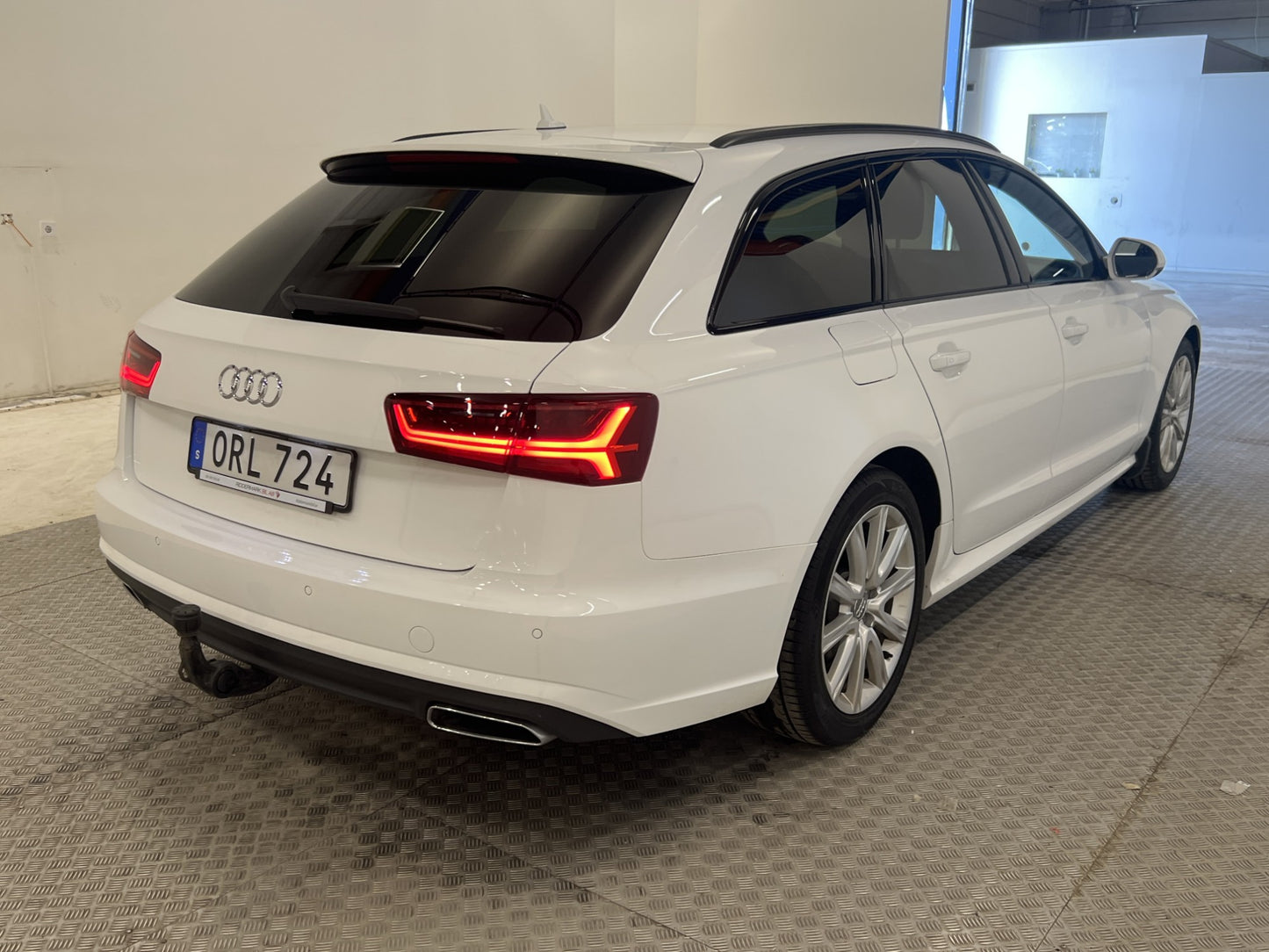 Audi A6 Avant 2.0 TDI ultra 190hk Sport Edition Drag P-sens