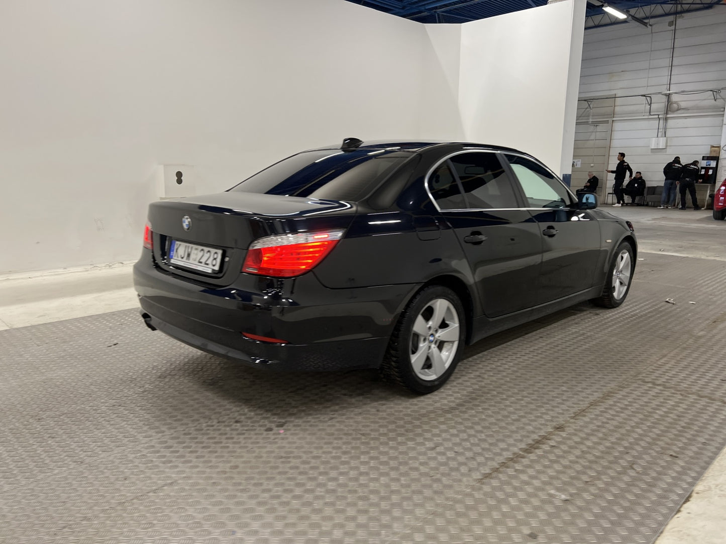 BMW 530xi 272hk Skinn M-värme Drag P-sensorer